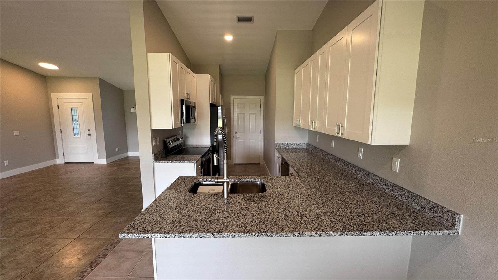 11728 SHIRBURN CIR — photo 9