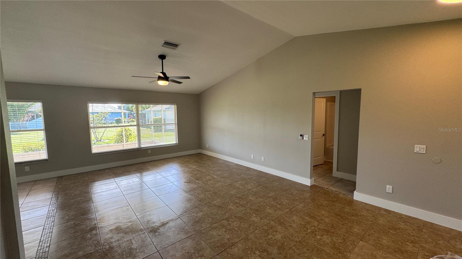 11728 SHIRBURN CIR — photo 4