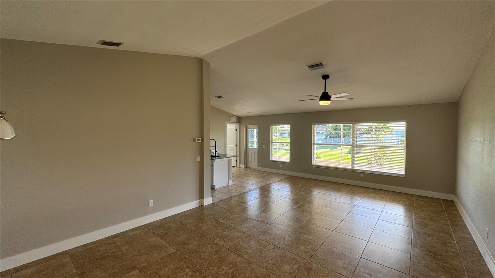 11728 SHIRBURN CIR — photo 3