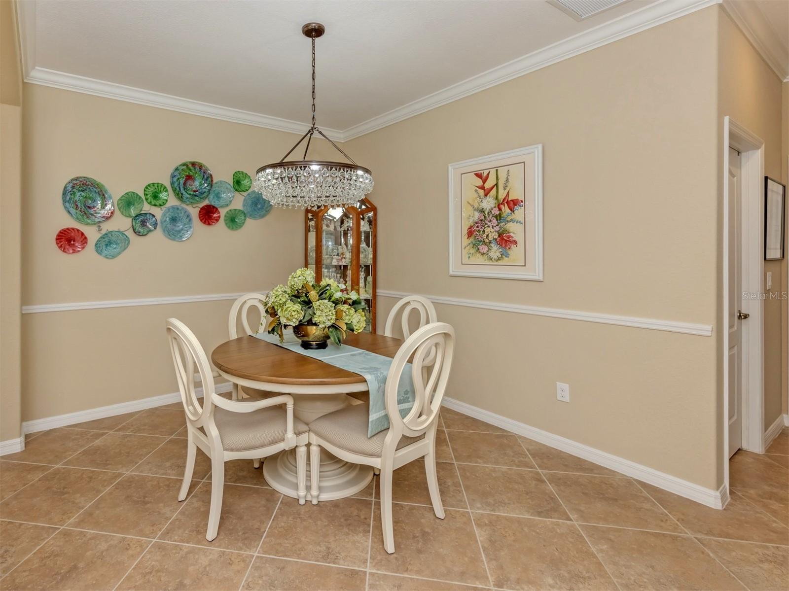 13895 VANCANZA DR — photo 12