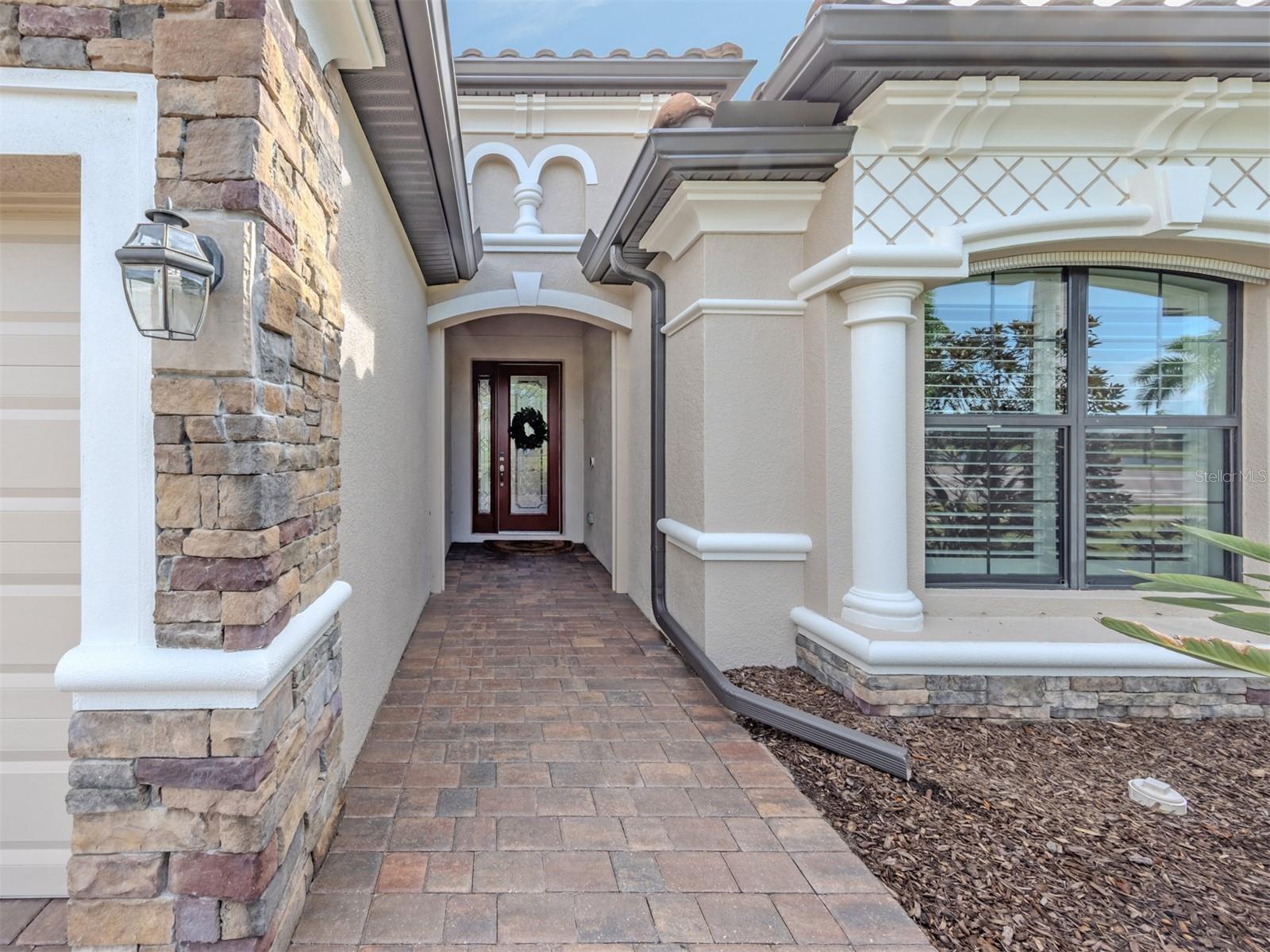 13895 VANCANZA DR — photo 3