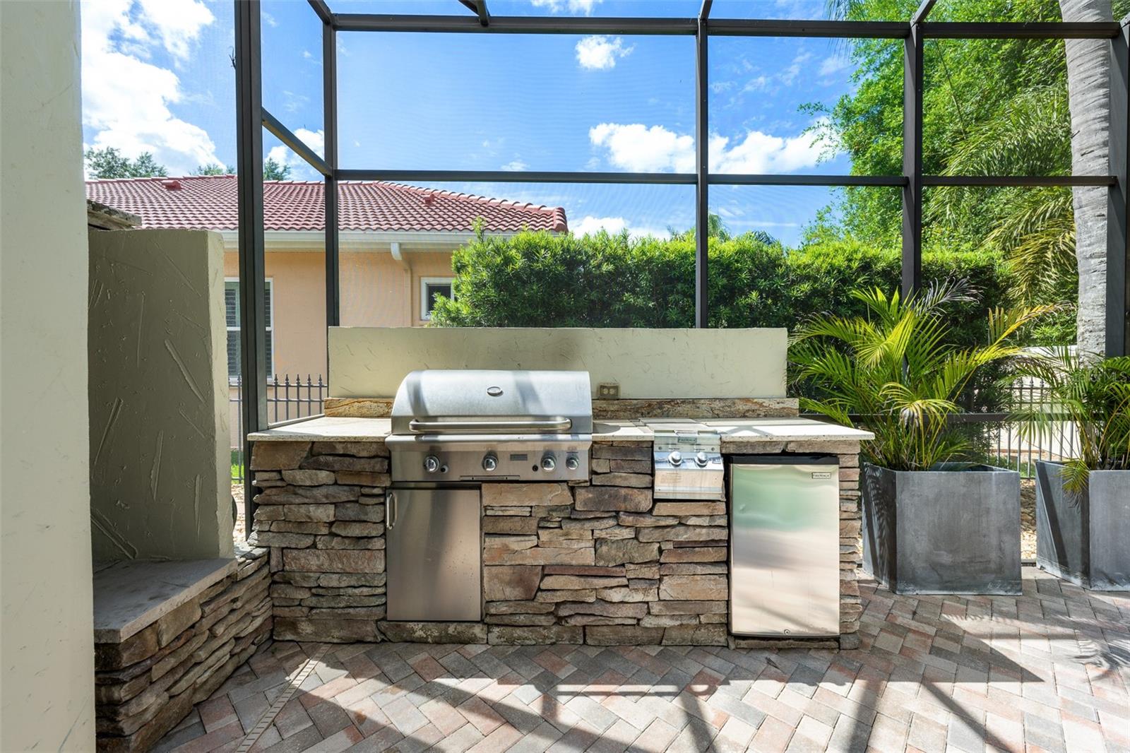 1921 FLORESTA VIEW DR — photo 70