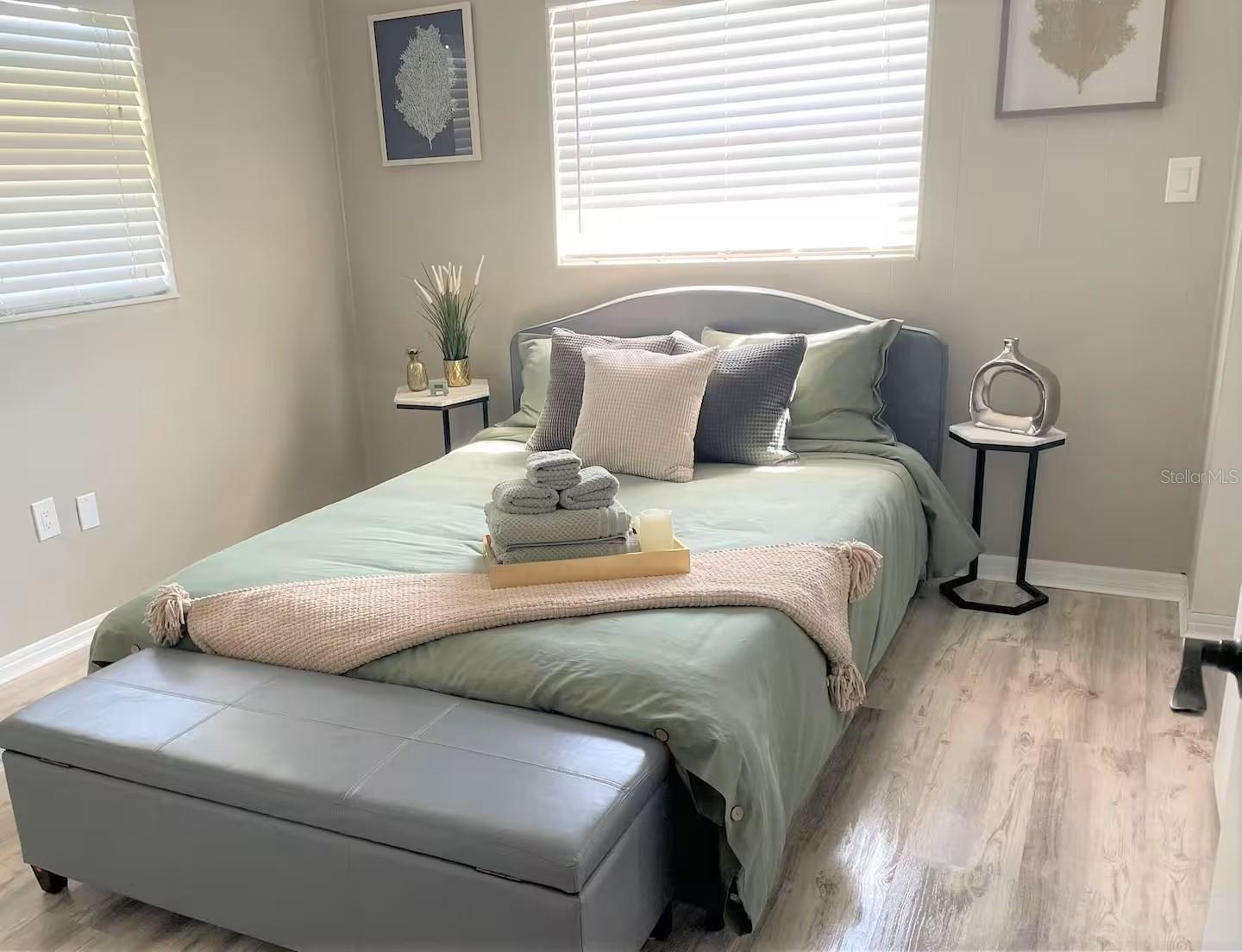 10861 CLARA LN — photo 11