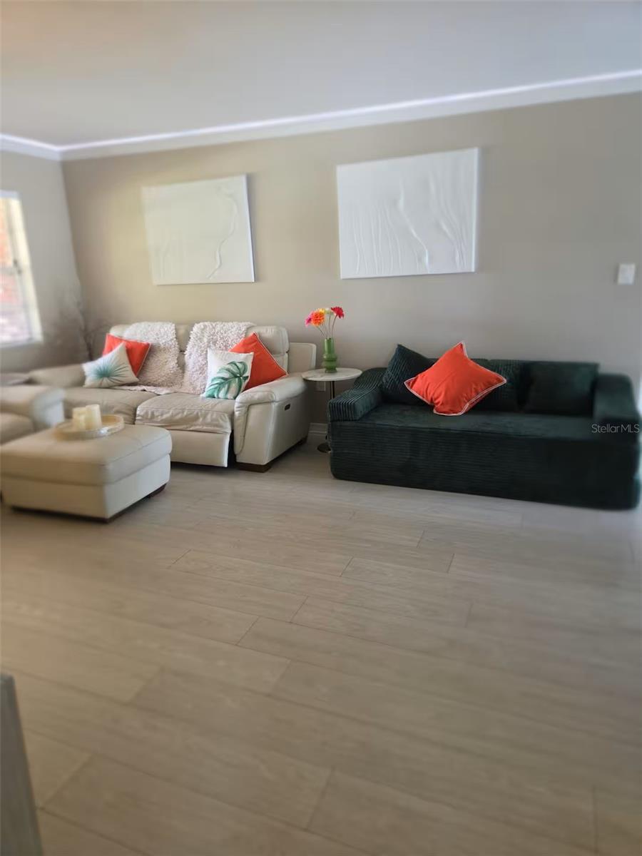 10861 CLARA LN — photo 13