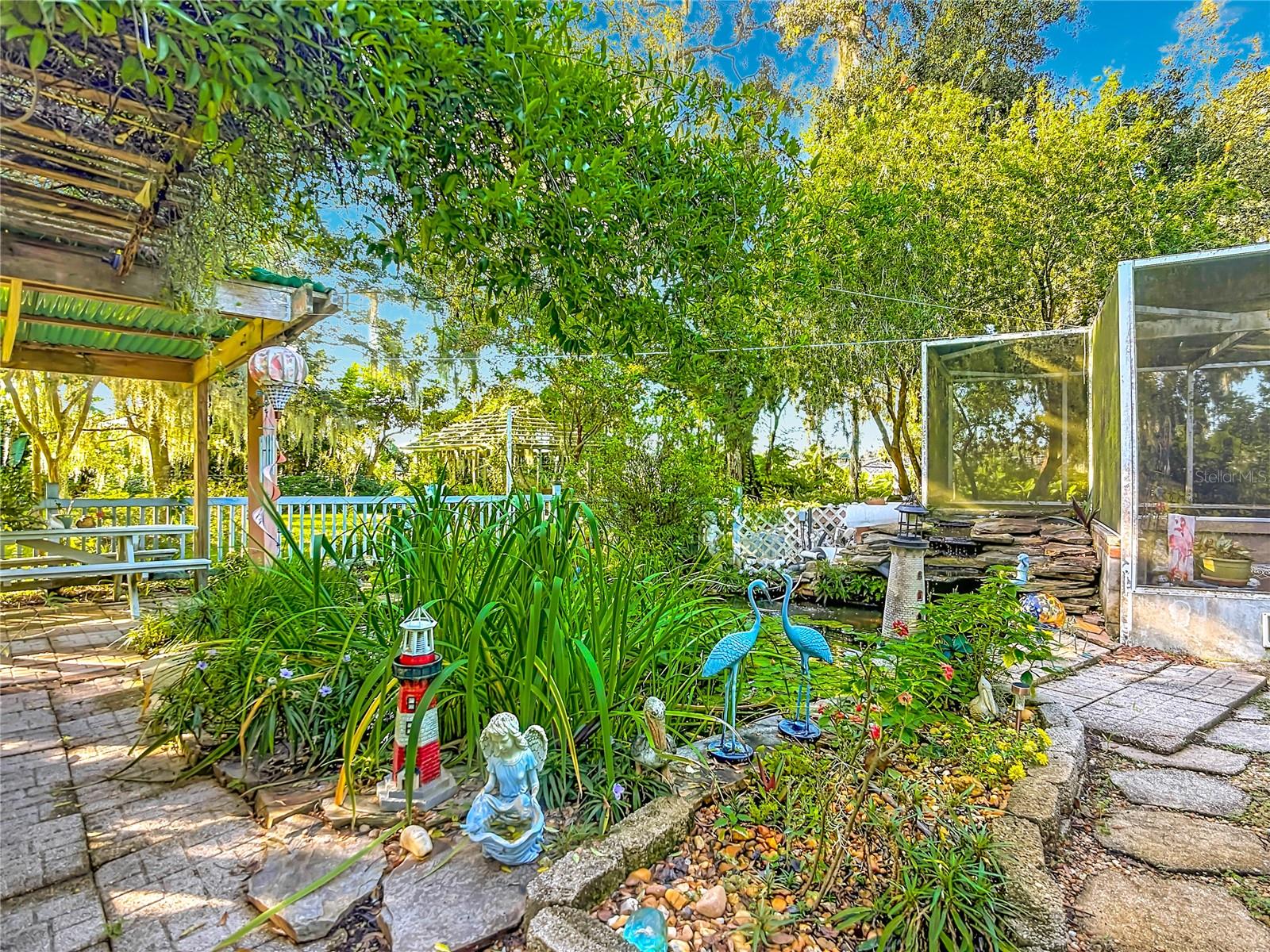 2320 BOGAERT RD — photo 49
