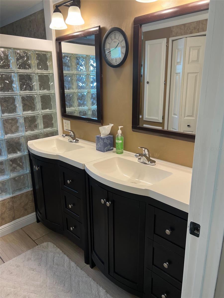 63 ROYAL PALM CIR — photo 32