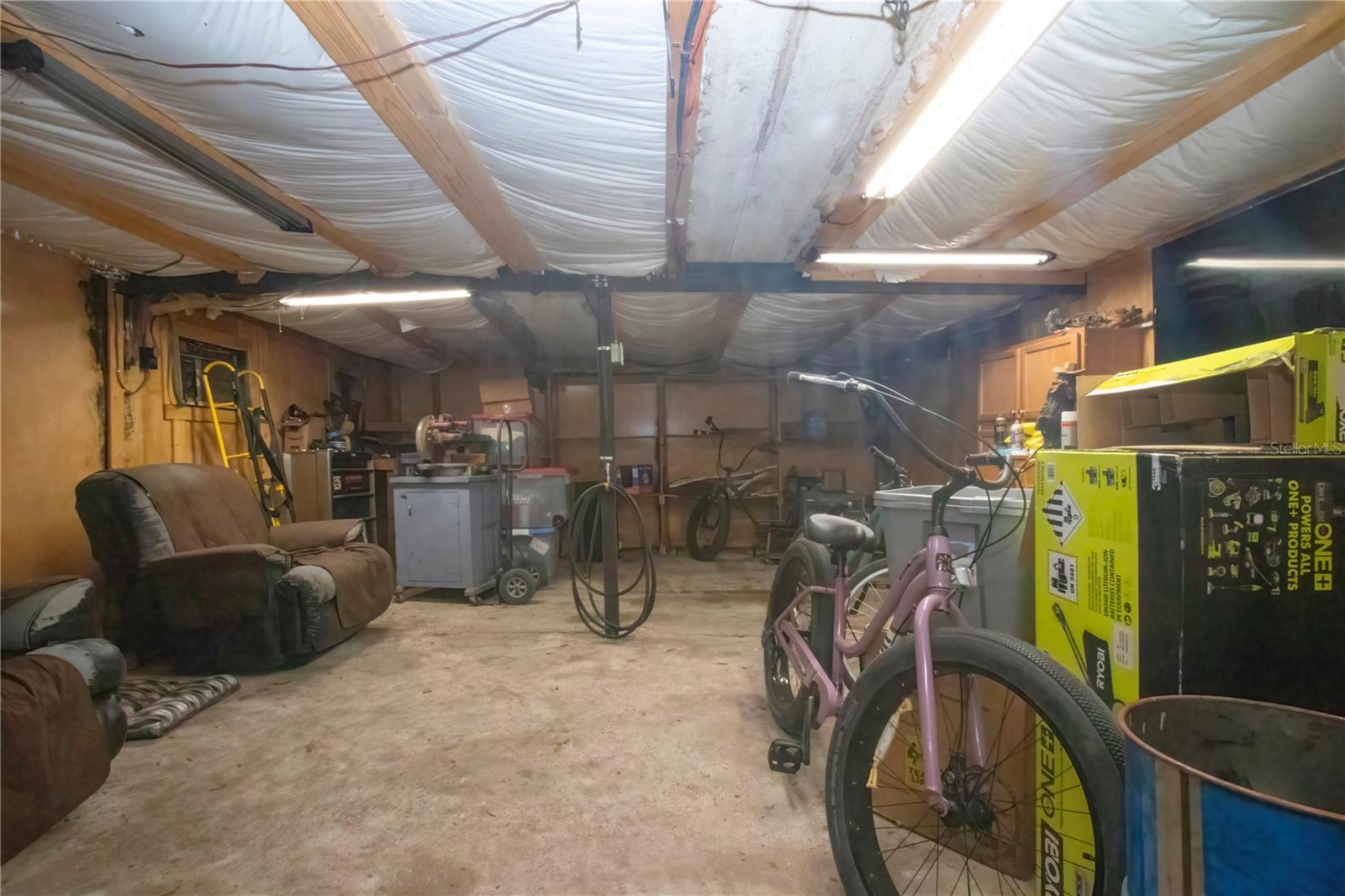 330 MOCCASIN HOLLOW RD — photo 47