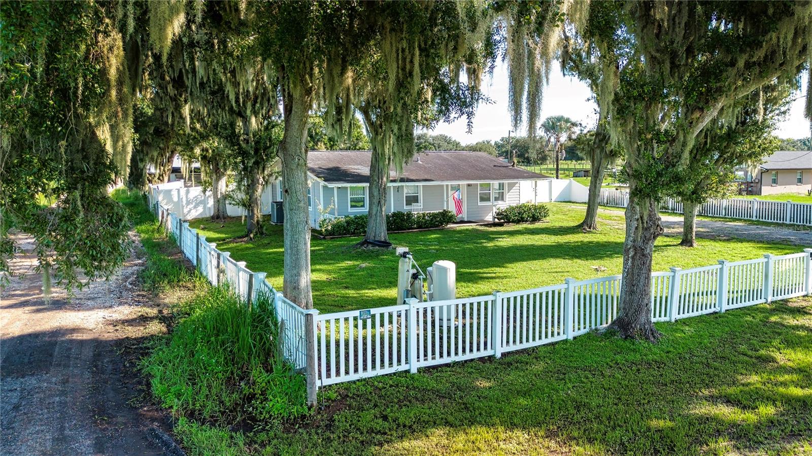330 MOCCASIN HOLLOW RD — photo 8