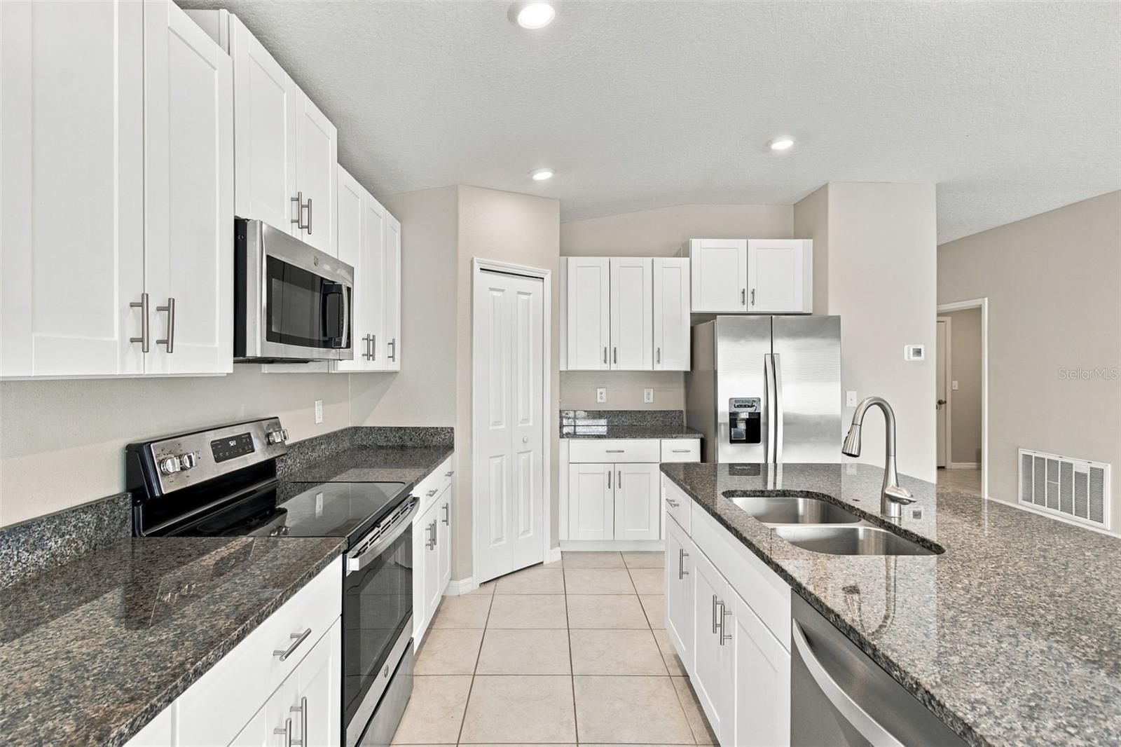 12903 WILDFLOWER MEADOW DR — photo 17