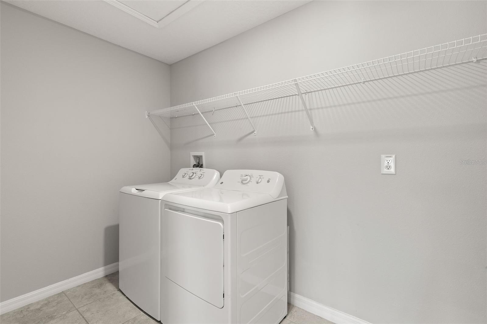 5061 WHITE CHICORY DR — photo 46