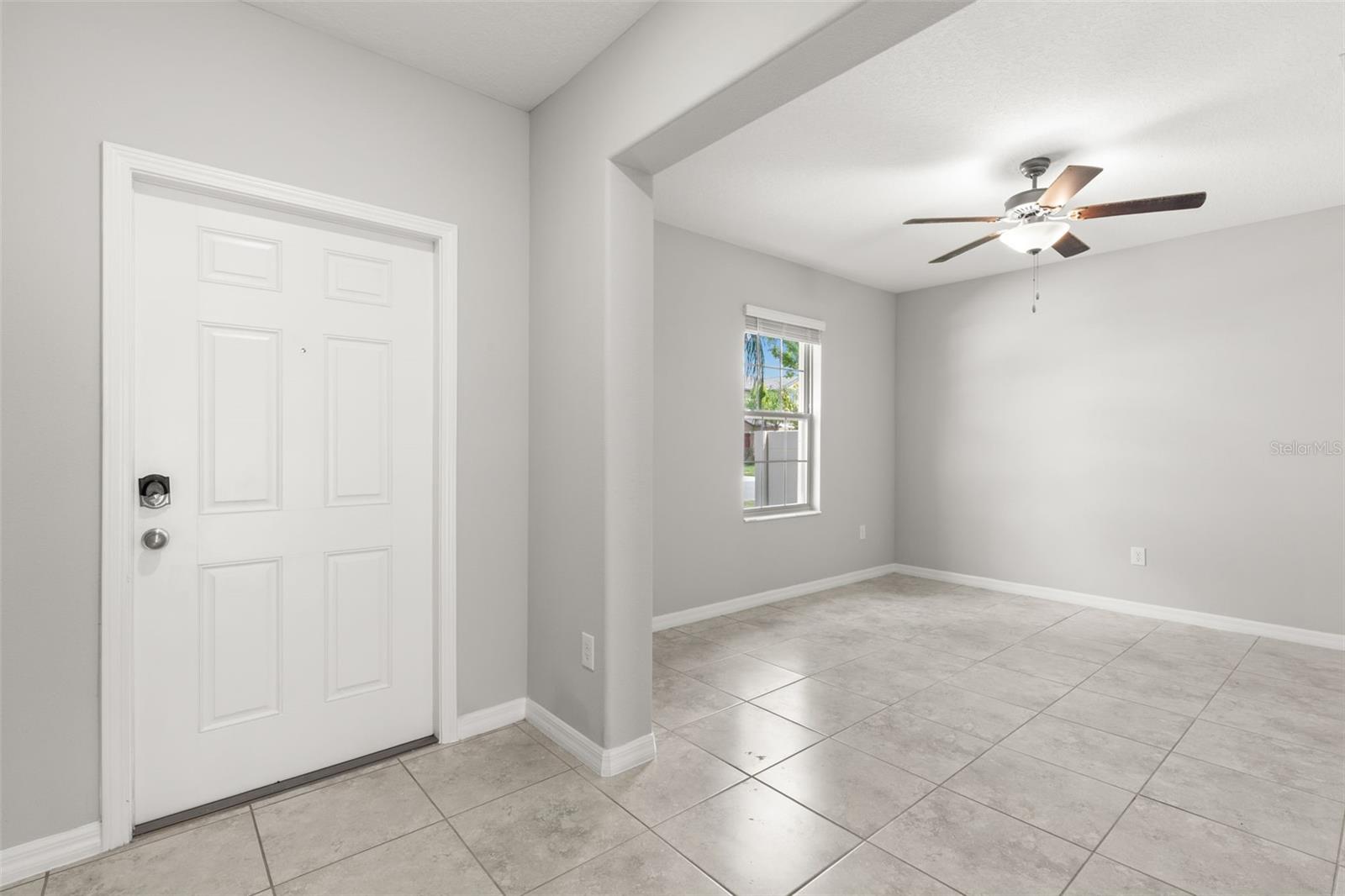 5061 WHITE CHICORY DR — photo 4