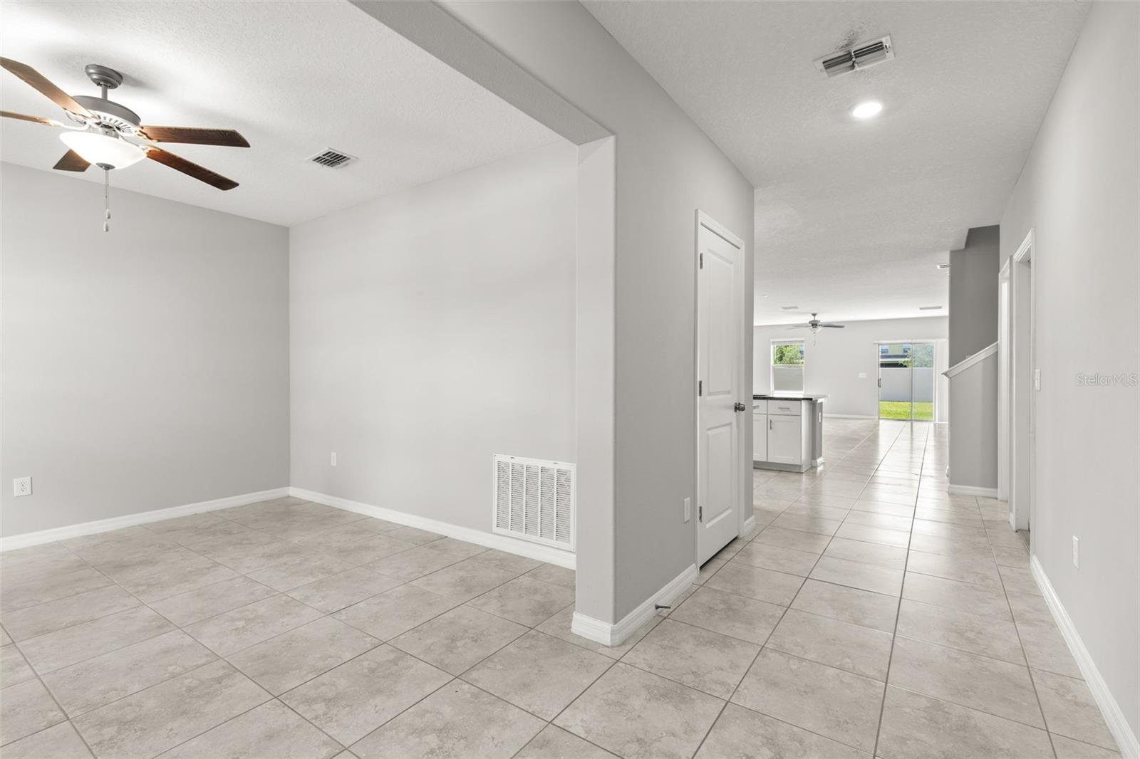 5061 WHITE CHICORY DR — photo 7