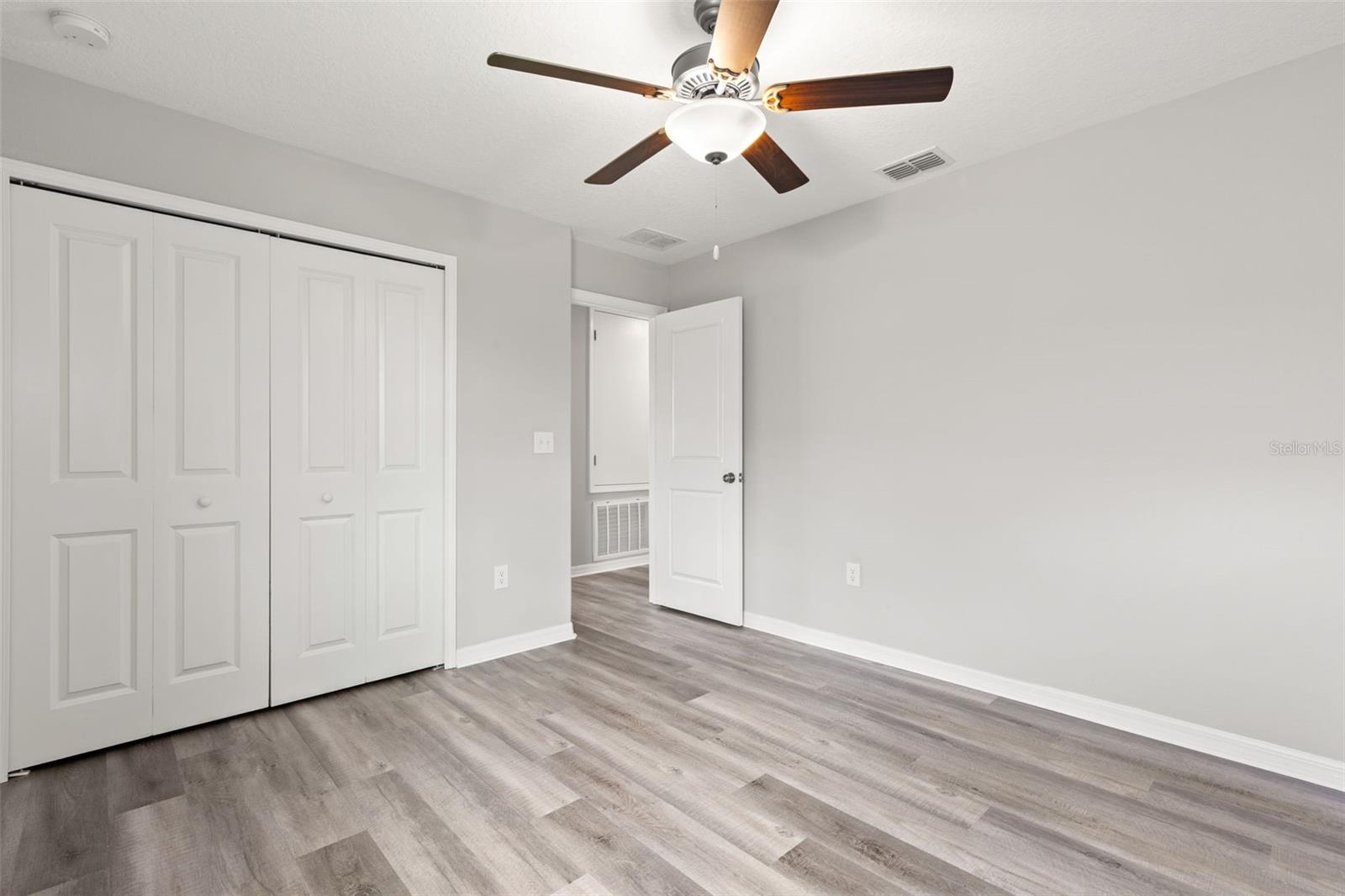 5061 WHITE CHICORY DR — photo 45