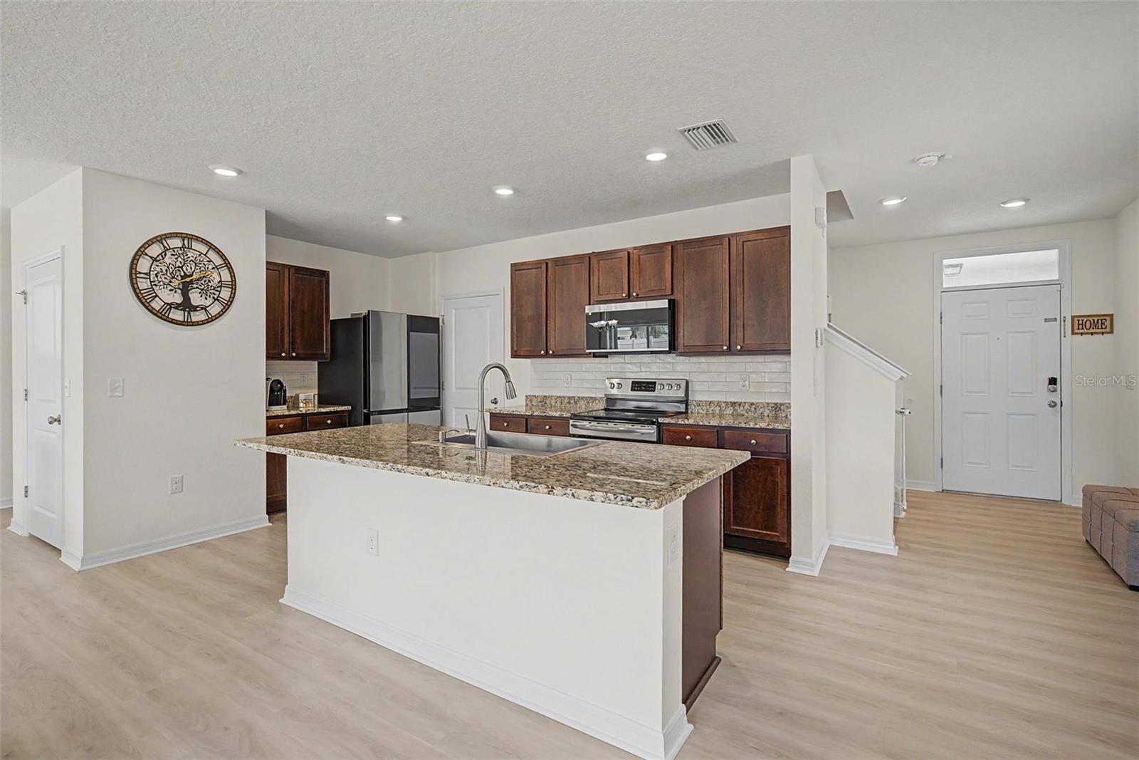 32664 DASHEL PALM LN — photo 10