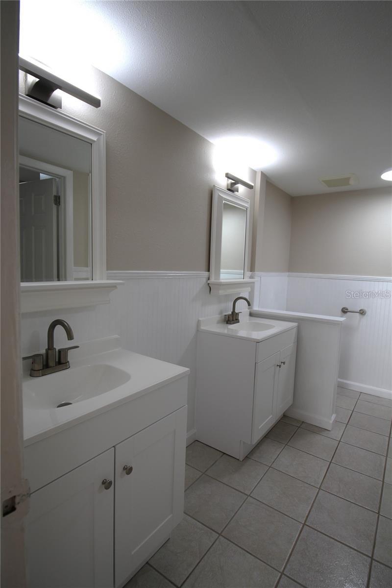 390 S WOODLANDS DR — photo 29