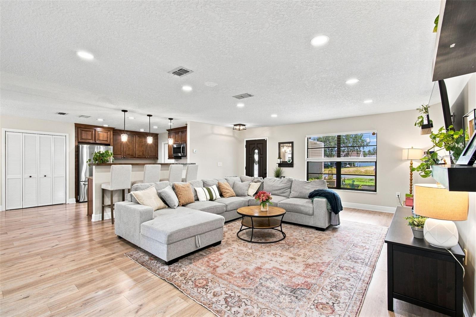 9639 ALVERNON DR — photo 11