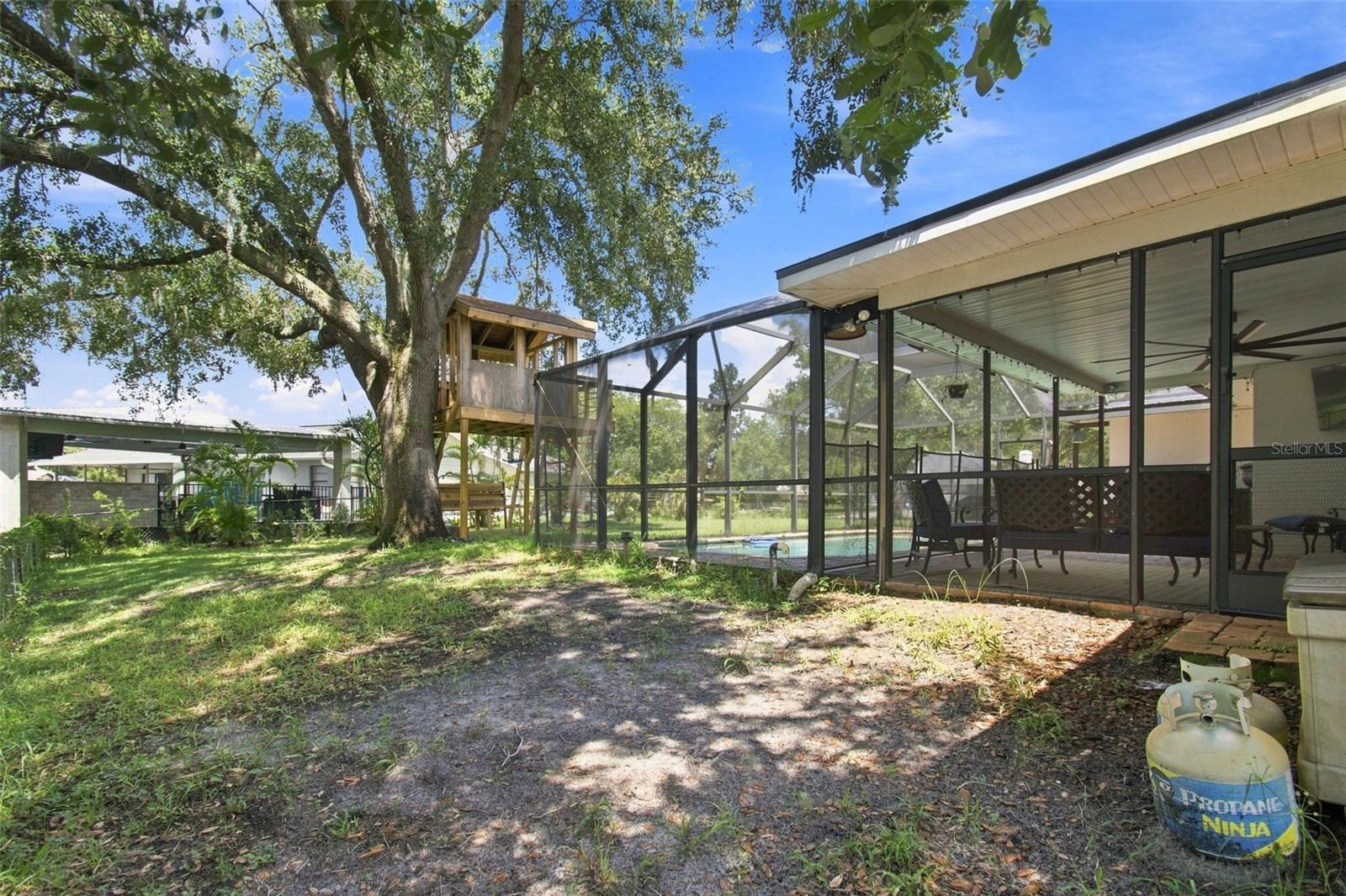 9639 ALVERNON DR — photo 59