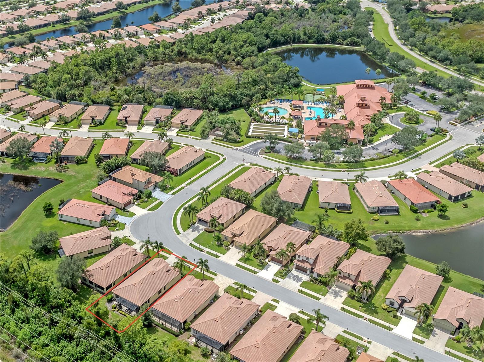 20702 CAPELLO DR — photo 36