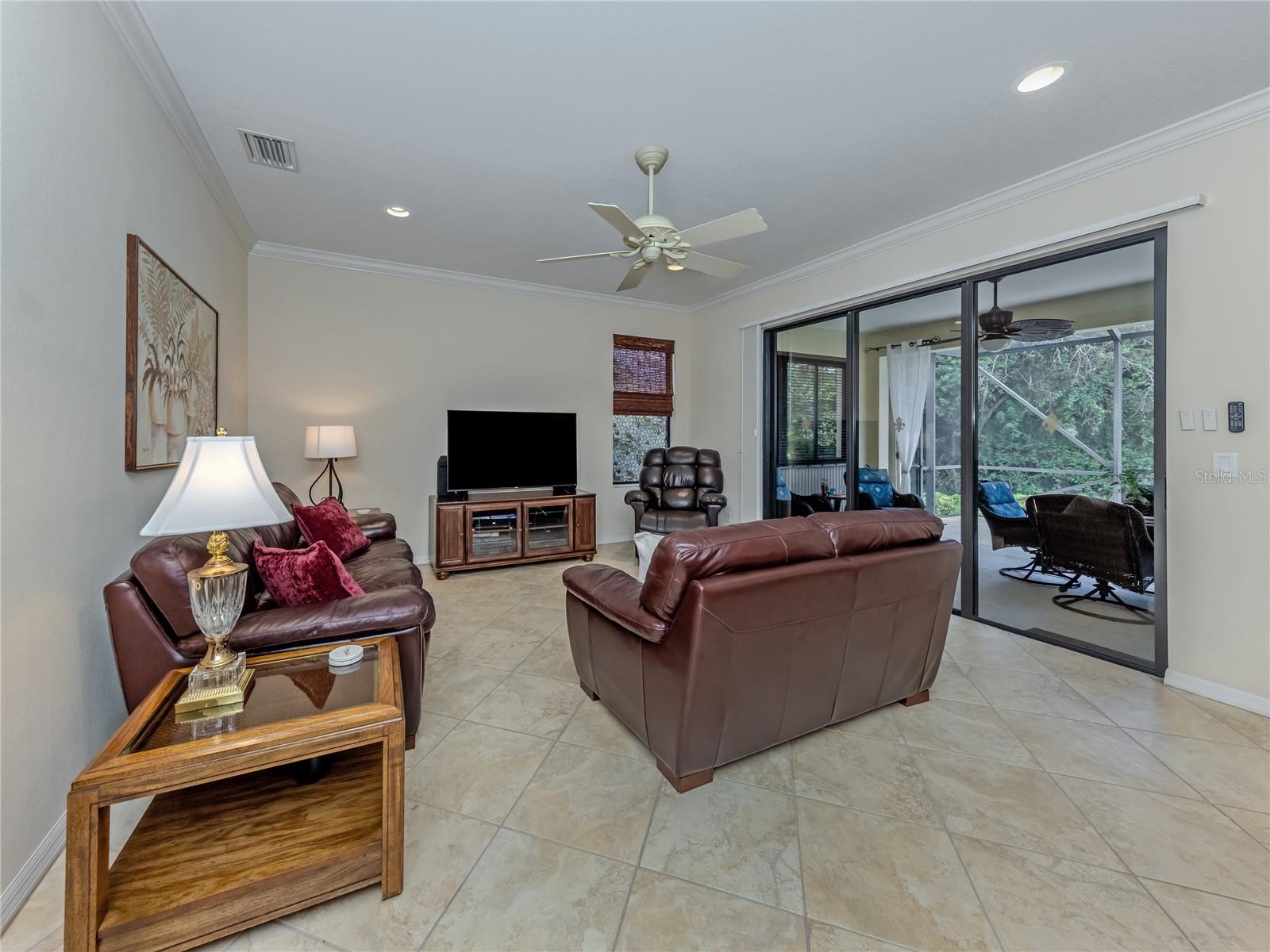 20702 CAPELLO DR — photo 12