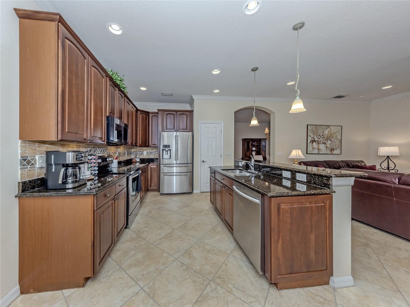 20702 CAPELLO DR — photo 15