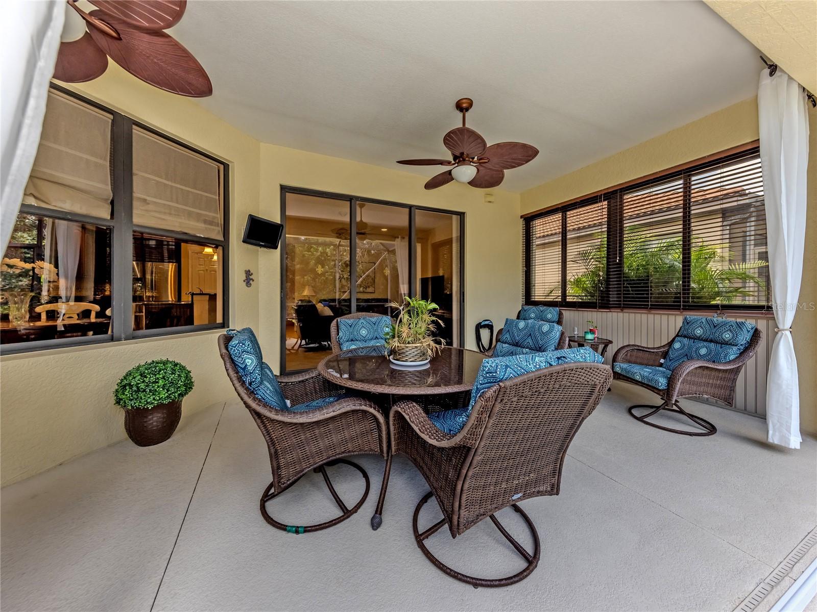 20702 CAPELLO DR — photo 30