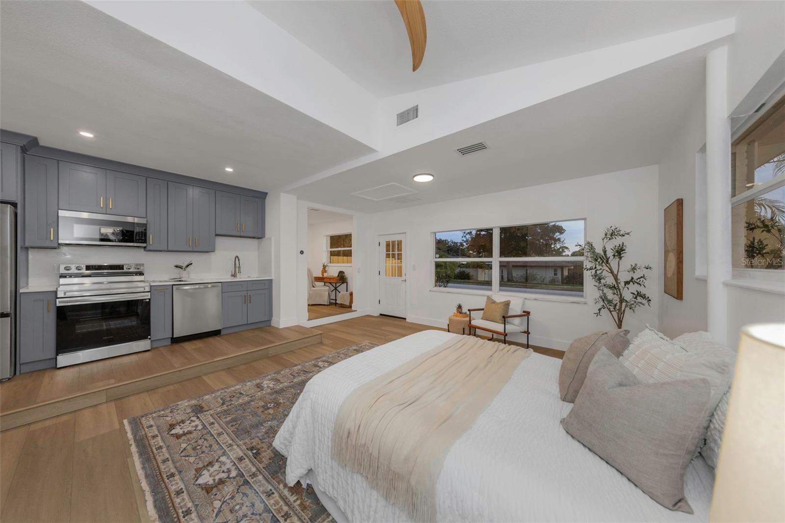 8209 134TH ST — photo 15