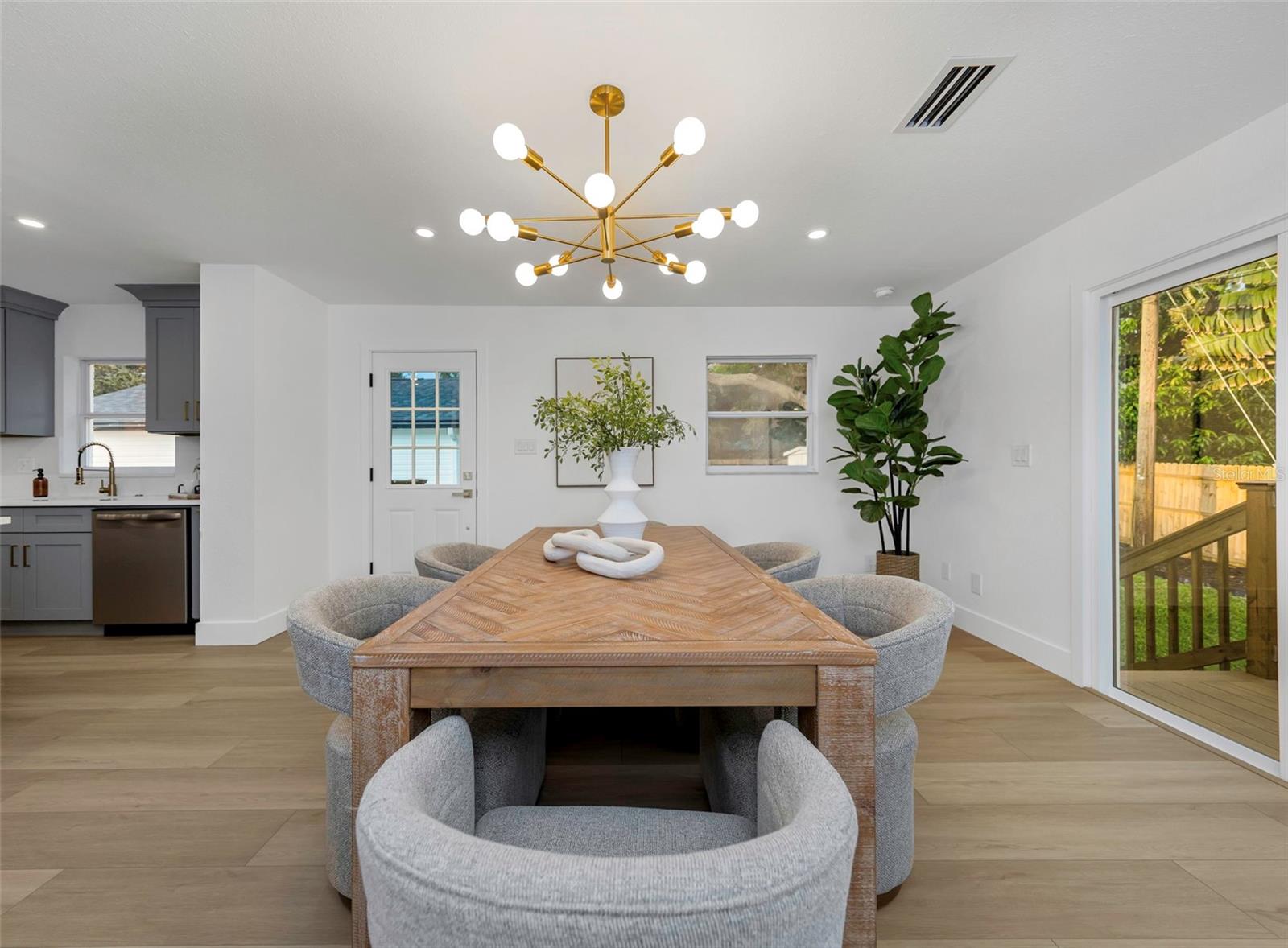 8209 134TH ST — photo 31