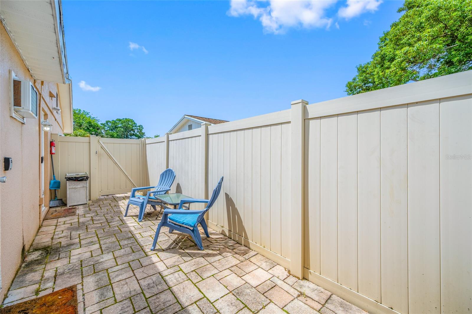 8339 DRYCREEK DR — photo 16