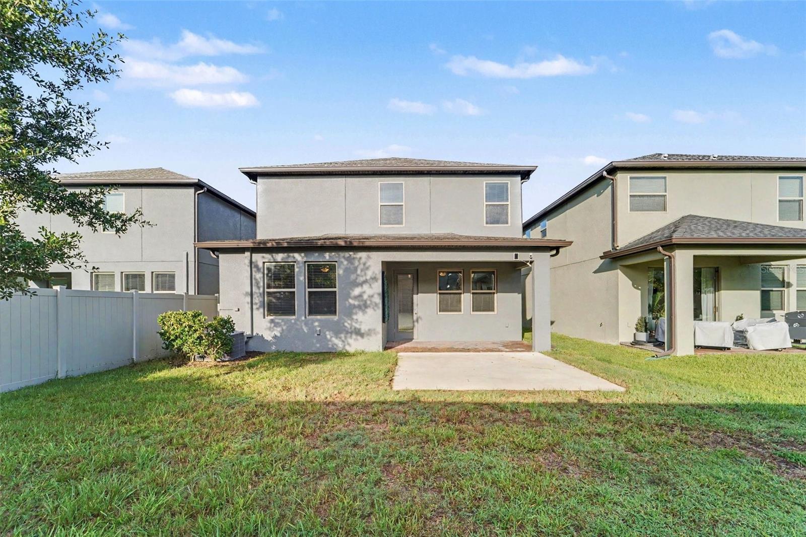 9604 LITTLE BLUESTEM DR — photo 32