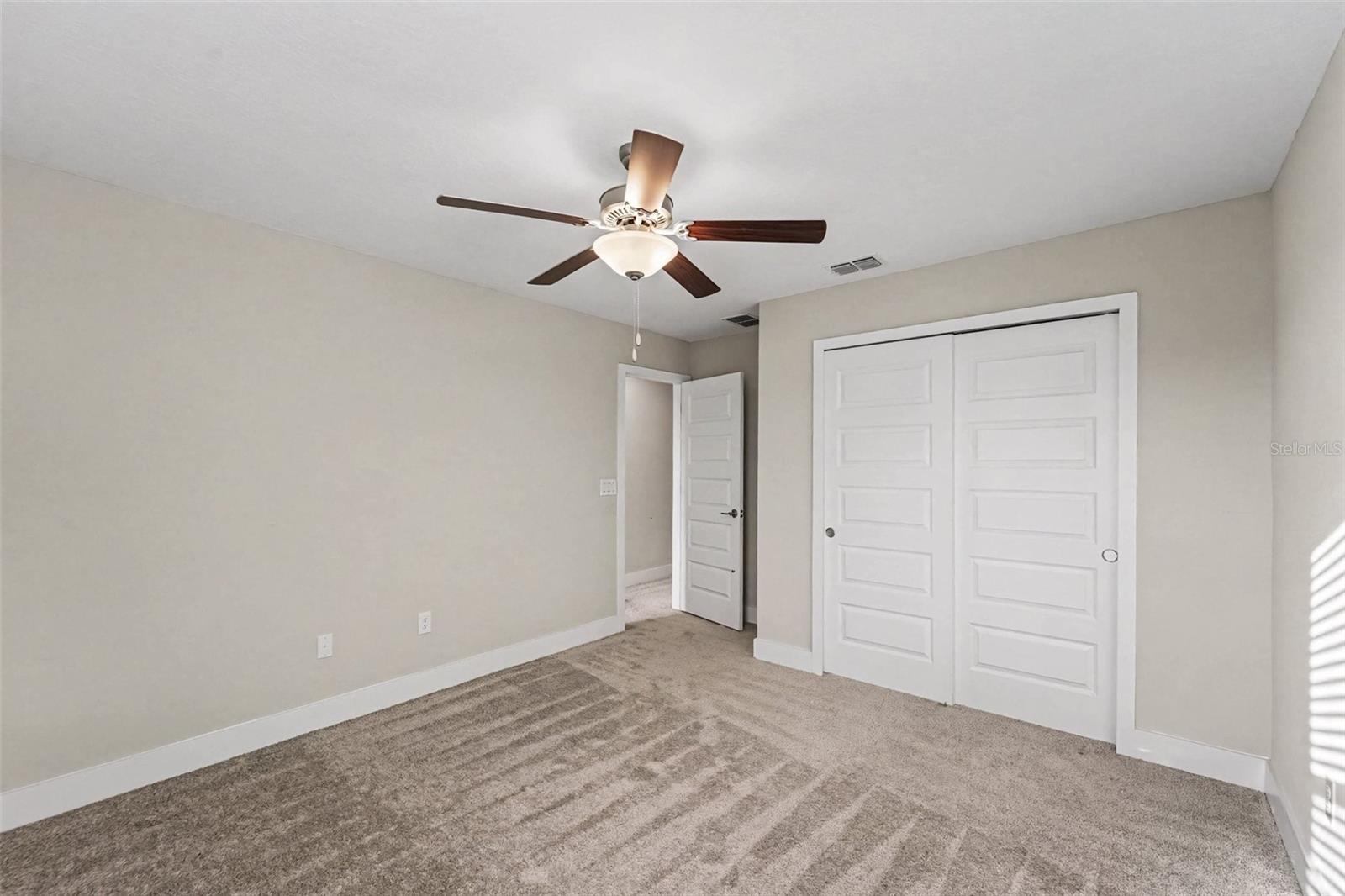 9604 LITTLE BLUESTEM DR — photo 26