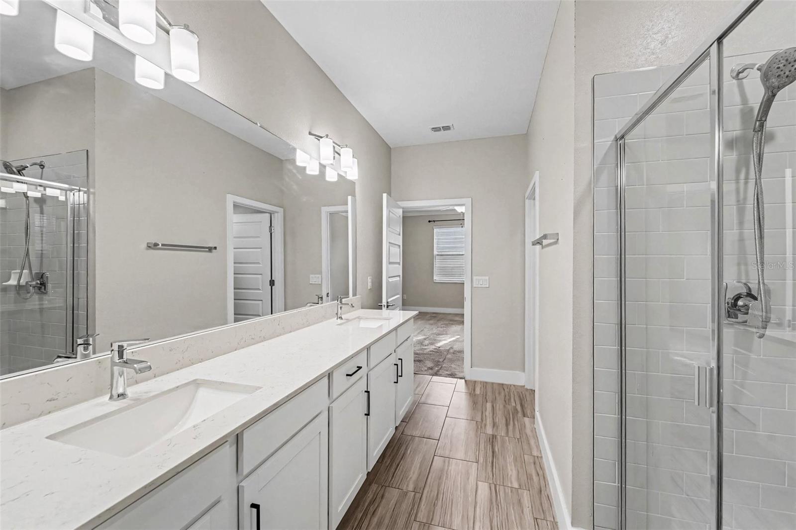 9604 LITTLE BLUESTEM DR — photo 16