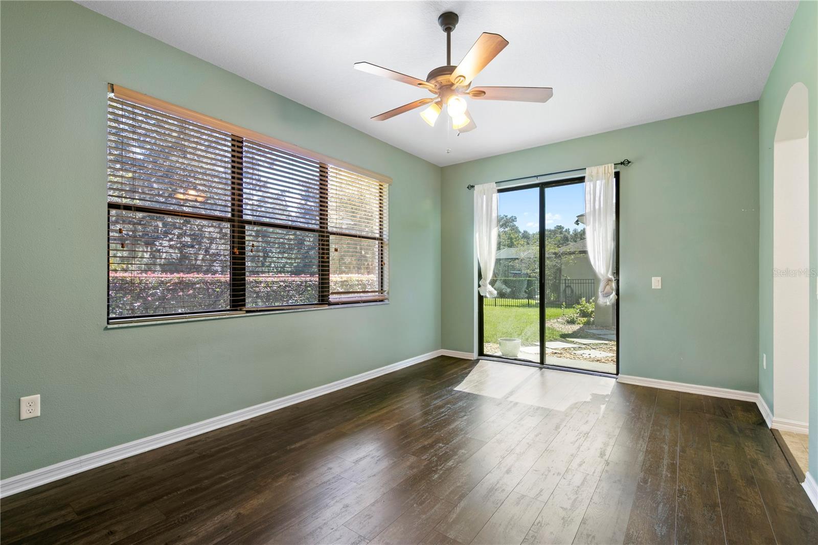 7931 HAMPTON LAKE DR — photo 22