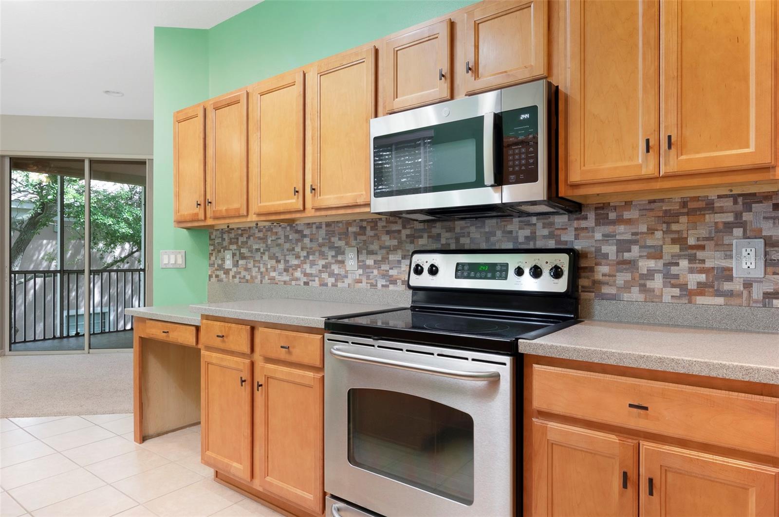 899 LANTERN WAY #201 — photo 10