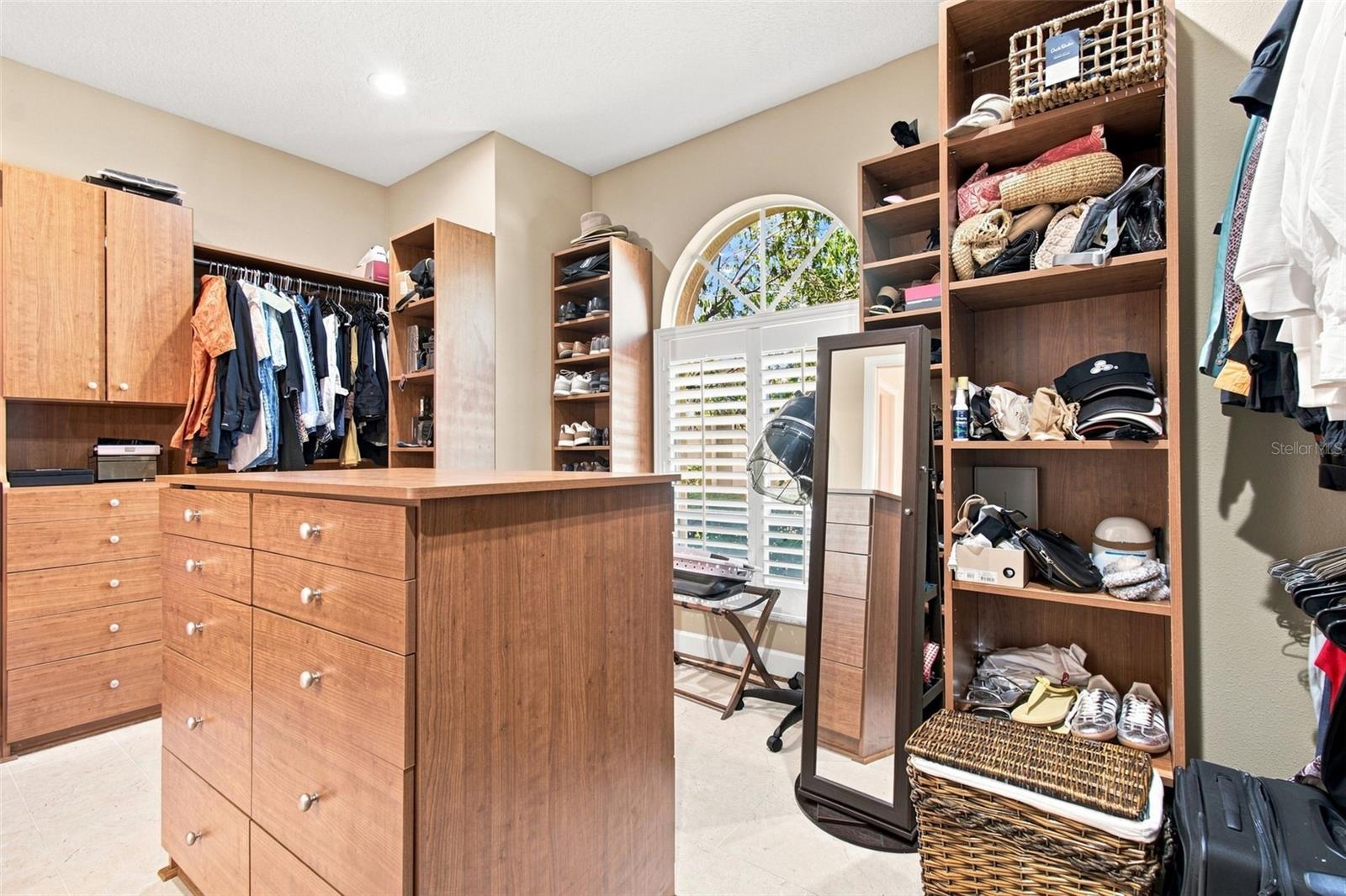 10801 BARBADOS ISLE DR — photo 56
