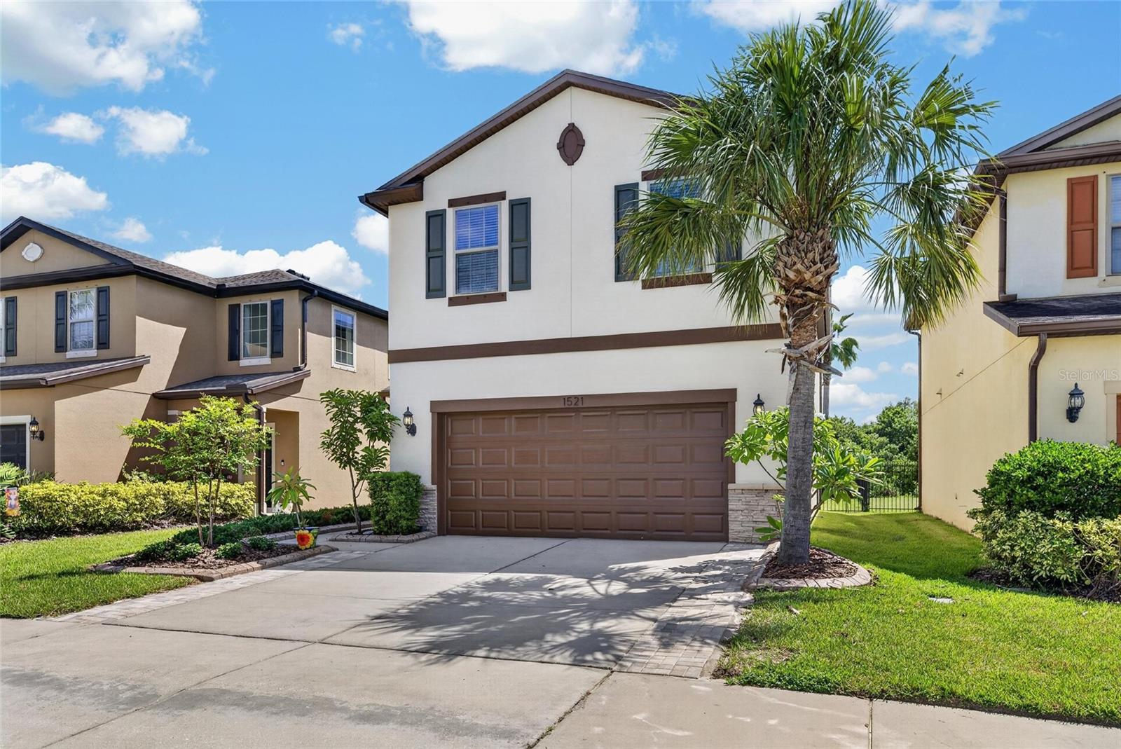 1521 CUSTER BAYOU ST — photo 8