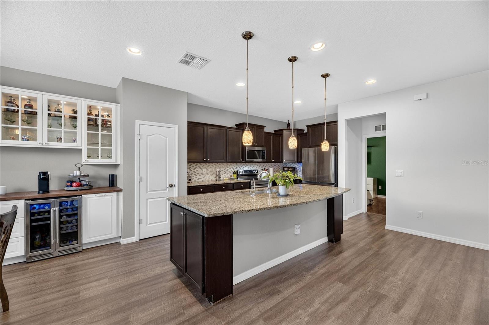 1521 CUSTER BAYOU ST — photo 25