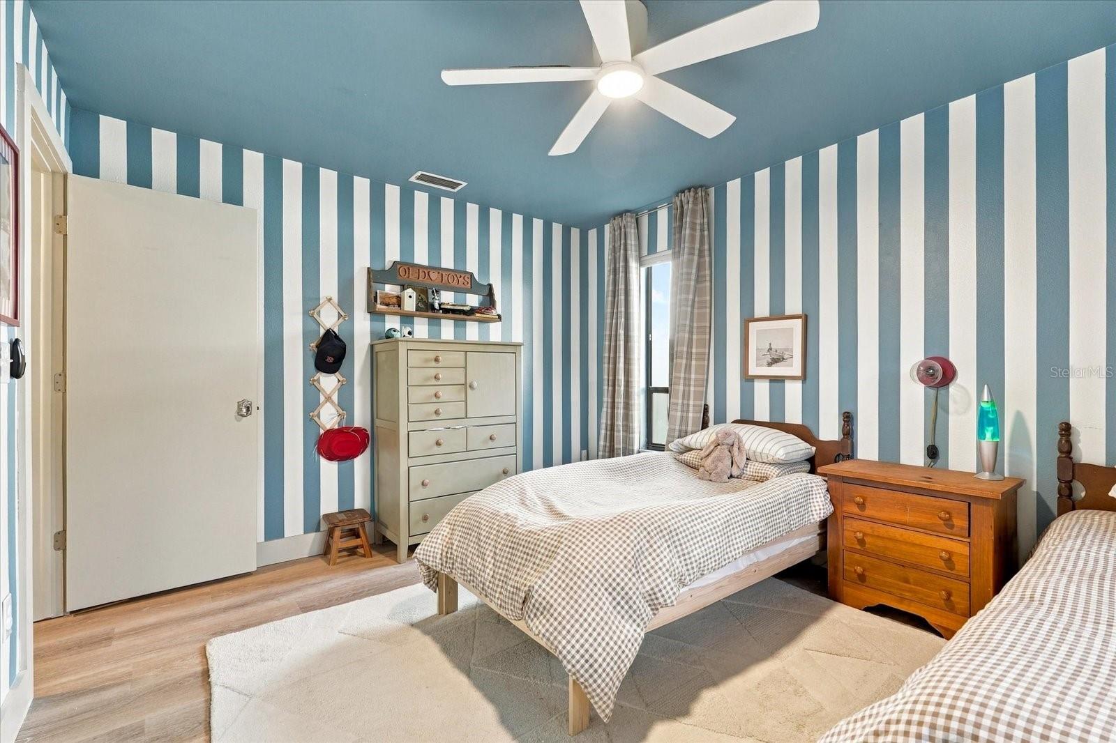 1515 MIDNIGHT PASS WAY — photo 46