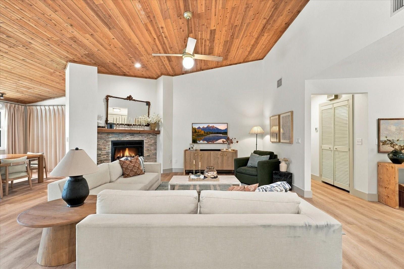 1515 MIDNIGHT PASS WAY — photo 7