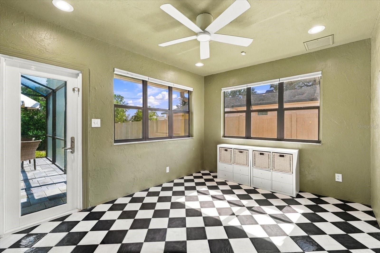 1515 MIDNIGHT PASS WAY — photo 42