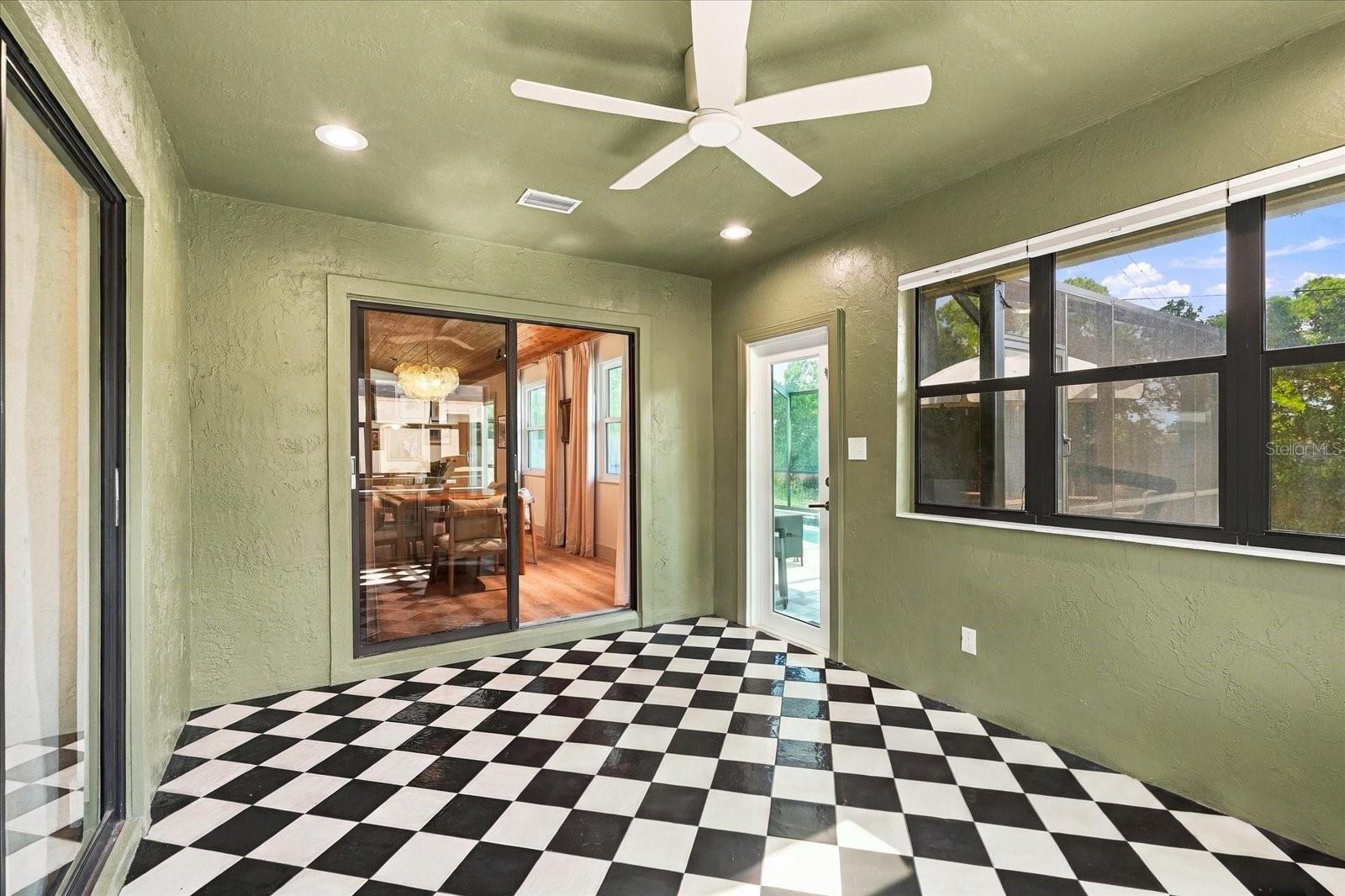 1515 MIDNIGHT PASS WAY — photo 43