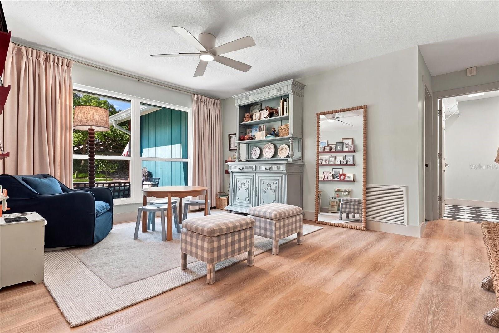 1515 MIDNIGHT PASS WAY — photo 30
