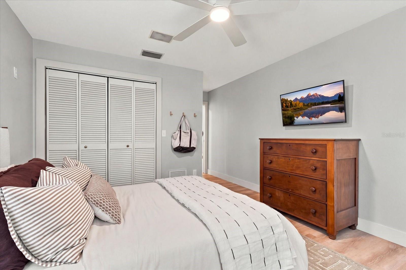 1515 MIDNIGHT PASS WAY — photo 54