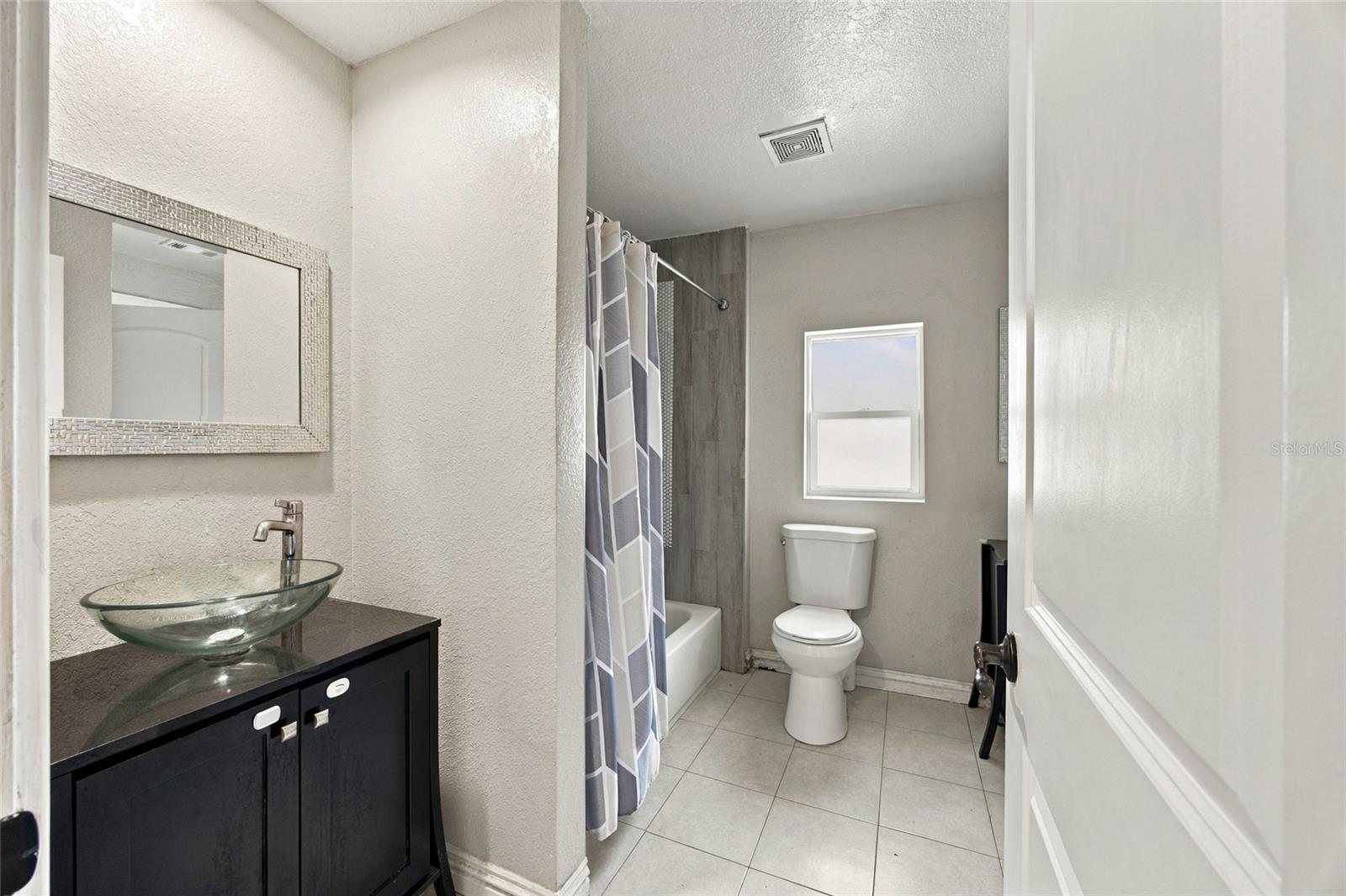 1109 N GORDON ST — photo 15