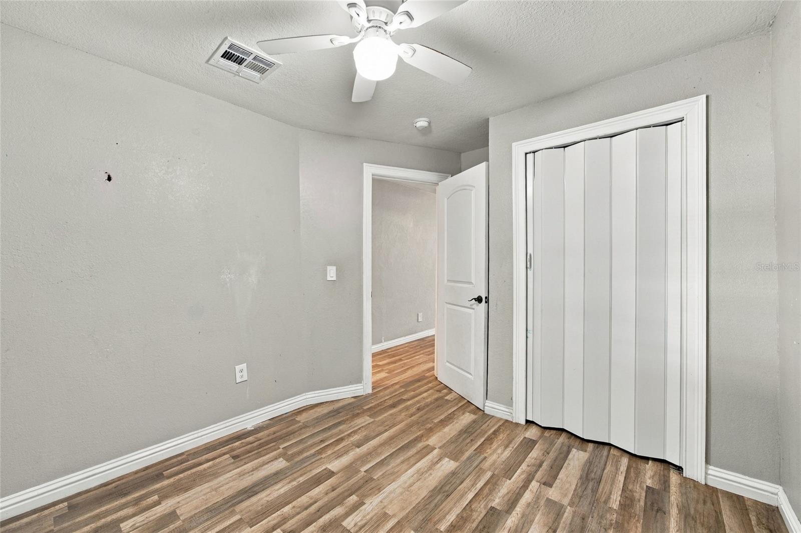 1109 N GORDON ST — photo 20