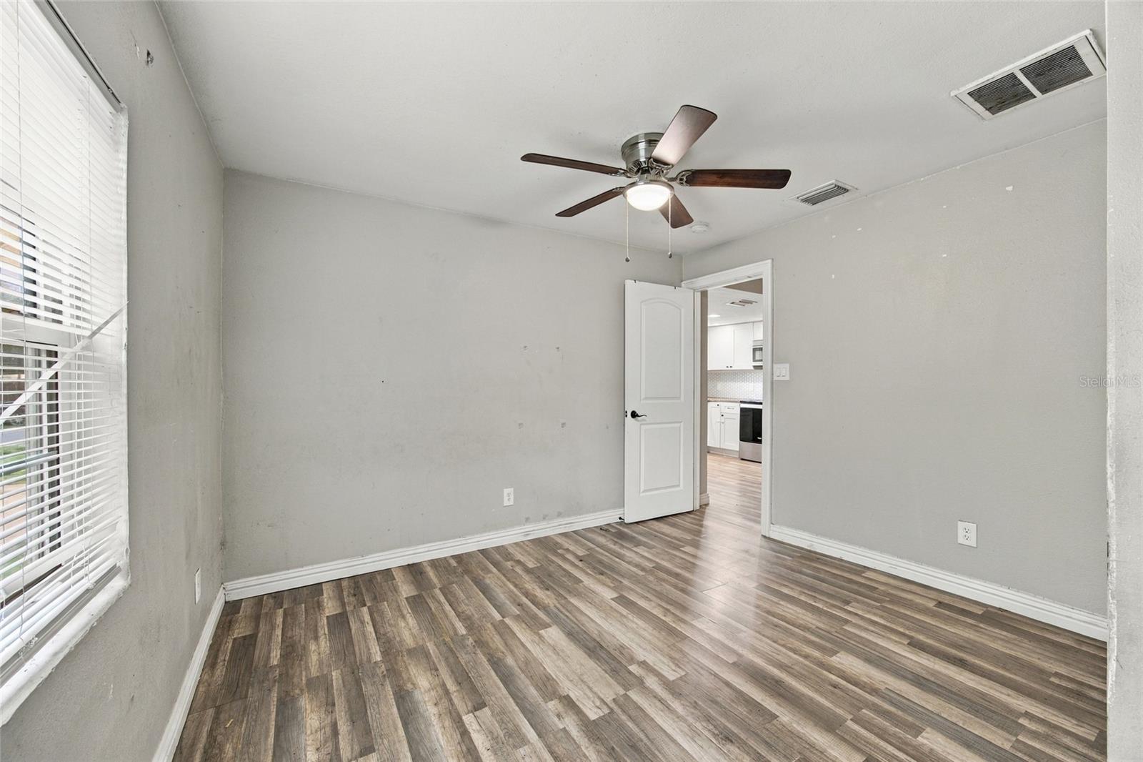 1109 N GORDON ST — photo 22