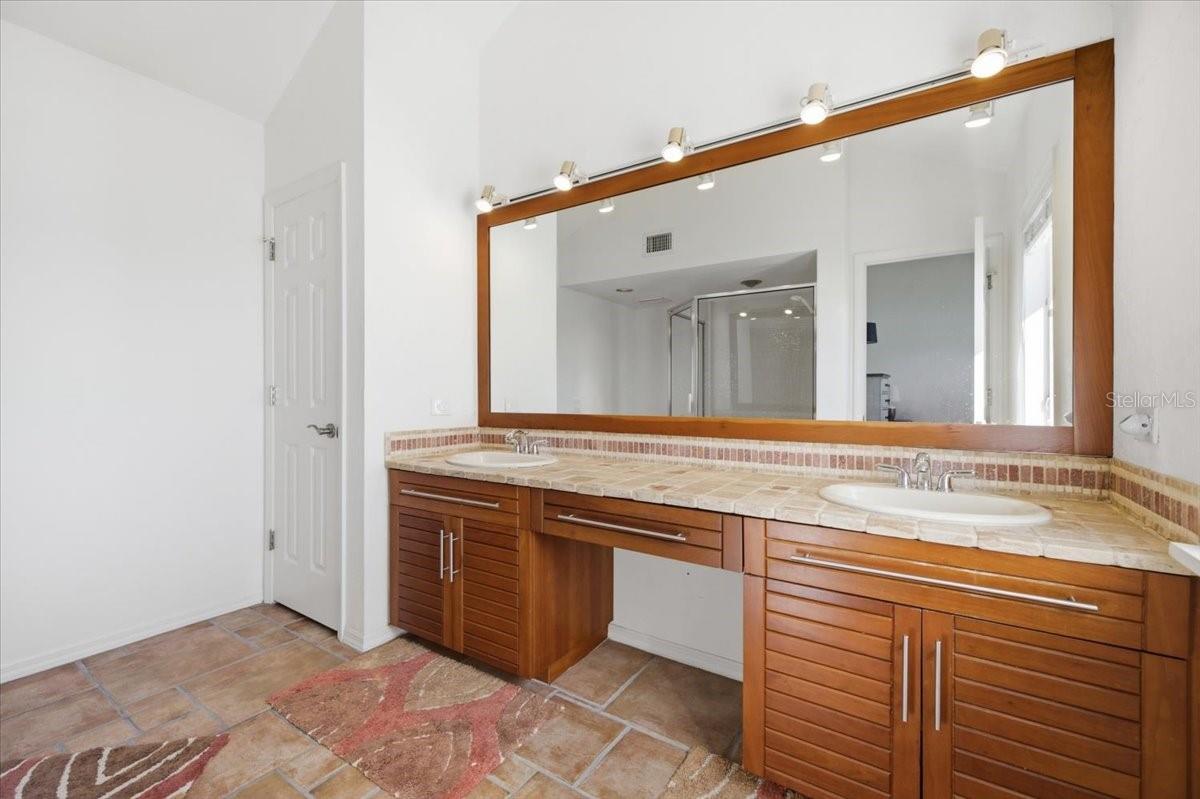 13 TIDY ISLAND BLVD #13 — photo 43