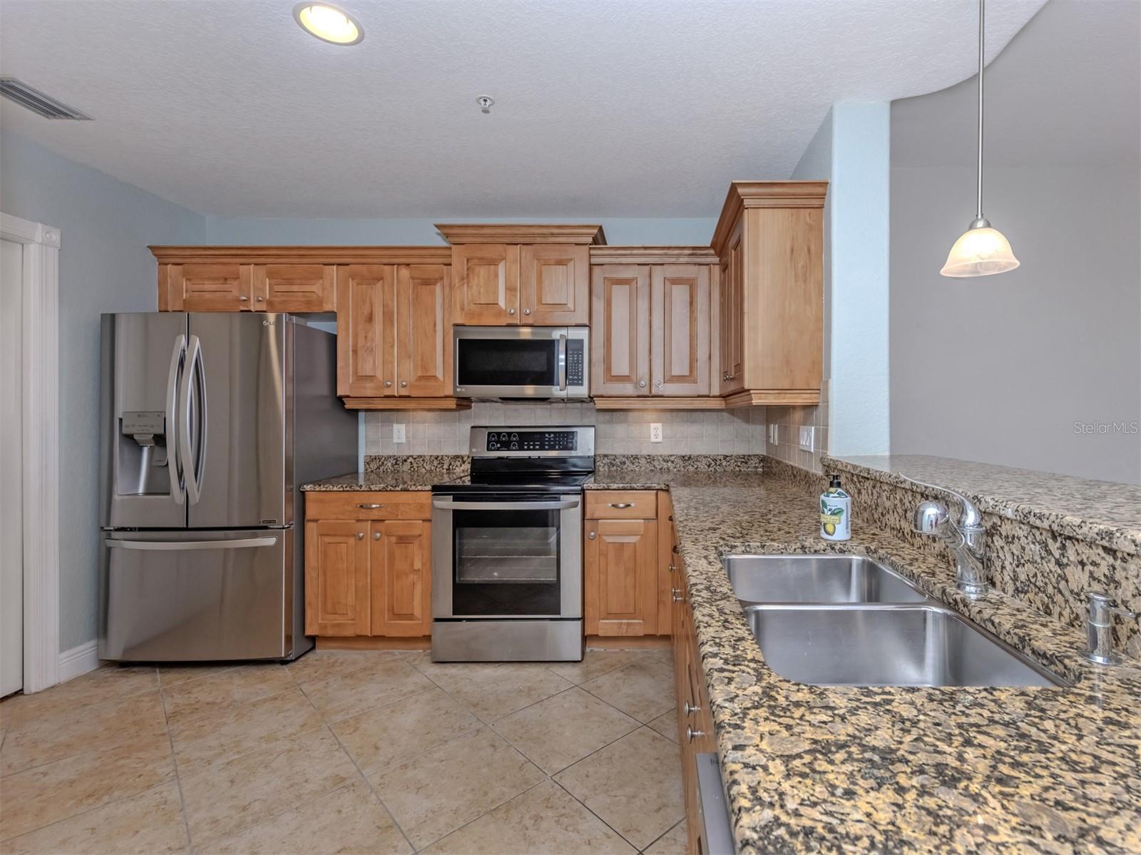 167 TAMPA AVE E #813 — photo 18