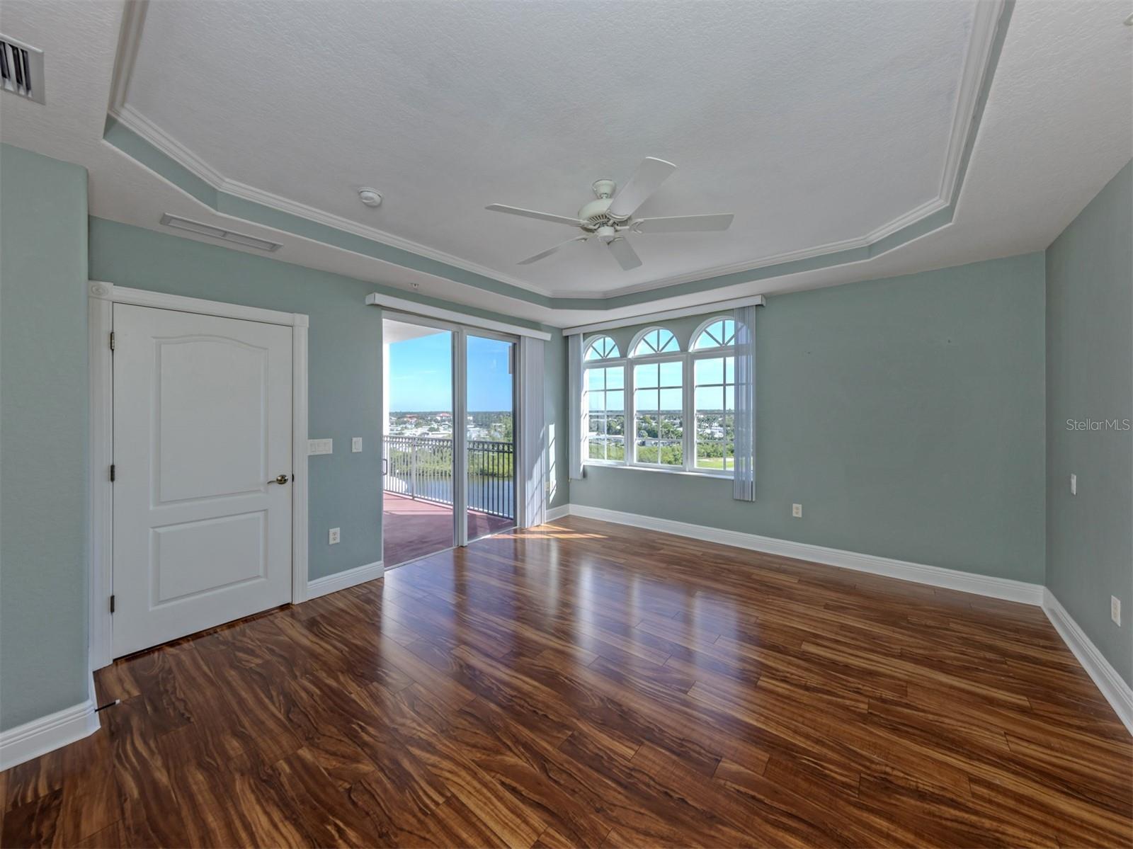 167 TAMPA AVE E #813 — photo 22