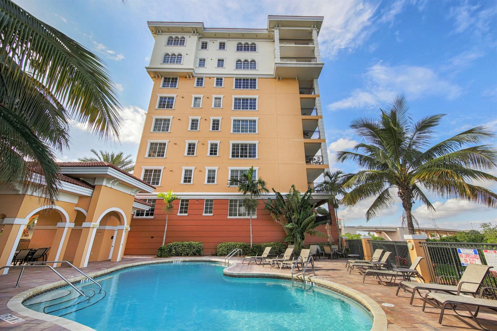167 TAMPA AVE E #813 — photo 37