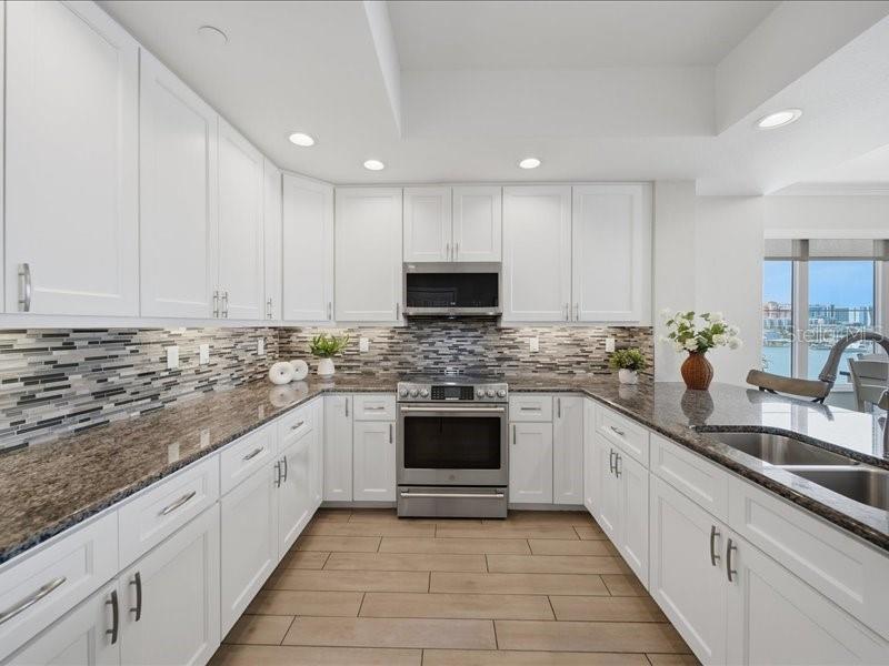706 BAYWAY BLVD #501 — photo 20